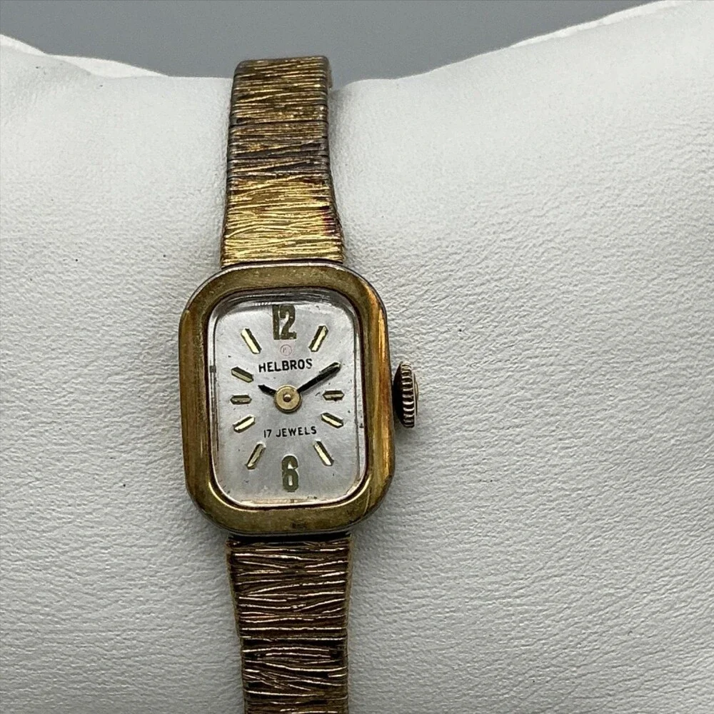Vintage Helbros Womens Watch 14mm Gold Tone 17 Jewels Manual Wind Adjustable